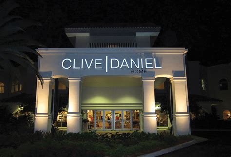 clive daniels outlet naples.